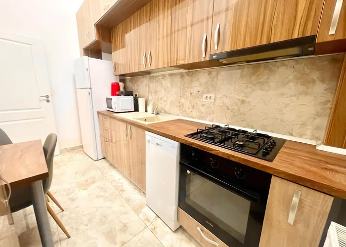 Address 12 Bucureşti