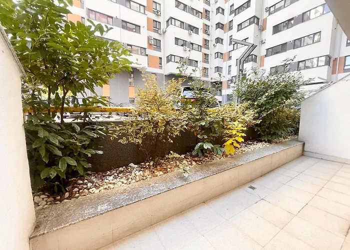 Apartament Address 12 *