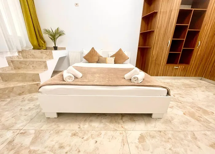 Apartament Address 12