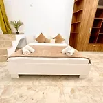 아파트 Address 12